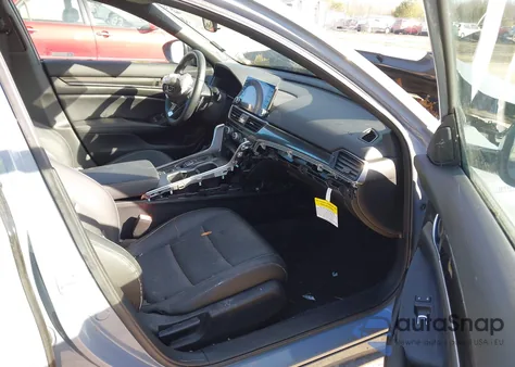 2022 Honda Accord Hybrid Sport из США, поврежденный, VIN 1HGCV3F25NA006050